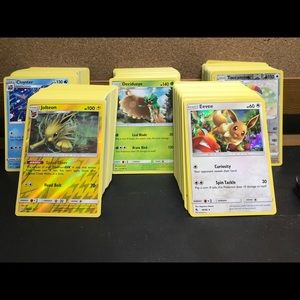 Pokemon 100 Random Card Lot Guaranteed Holo